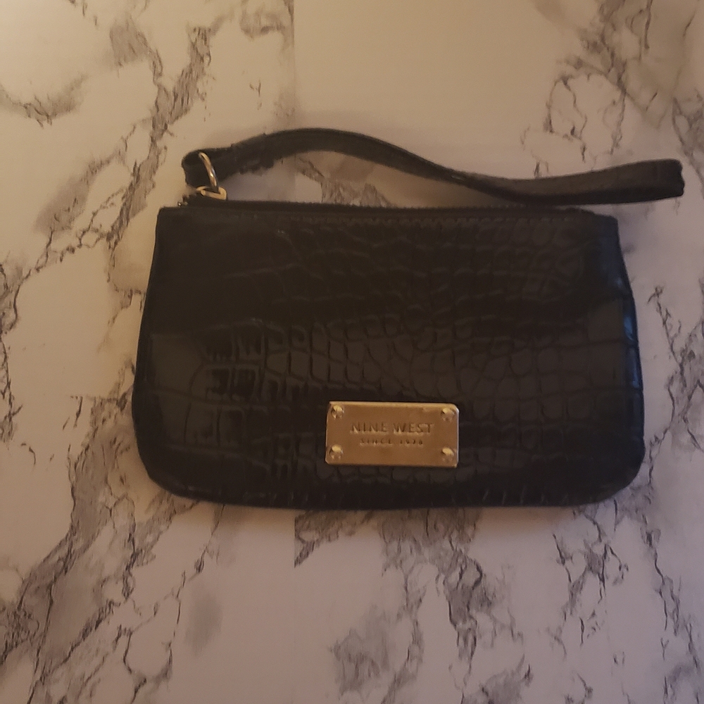 Nine‎ West Black Croc-Pattern Wristlet